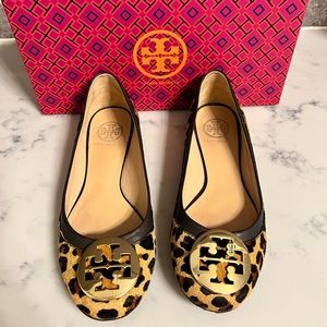 🛑SOLD🛑Tory Burch Reva Flats - leopard